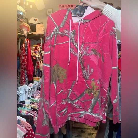 Realtree Pink Camo Pullover Hoodie - Picture 3 of 5
